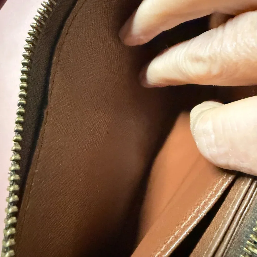 Louis Vuitton Monogram Zippy Wallet CA0029 - Picture 12 of 16